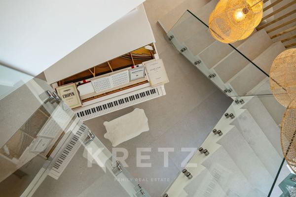 MAISON CONTEMPORAINE T6 300M2 PROCHE MER