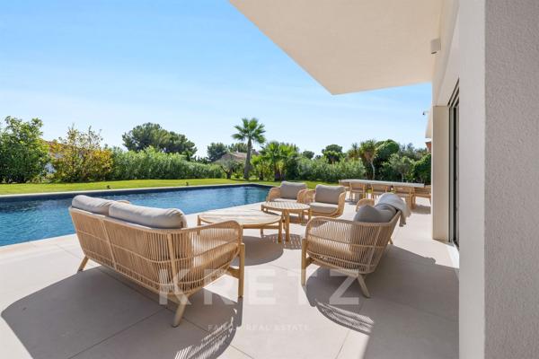 MAISON CONTEMPORAINE T6 300M2 PROCHE MER