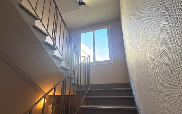 Appartement à vendre    2 pièces • 42 m2 Lyon 3