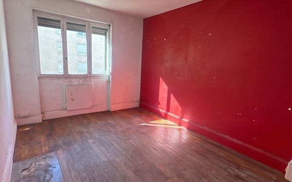 Appartement à vendre    2 pièces • 42 m2 Lyon 3