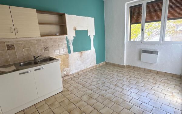 Appartement à vendre    2 pièces • 42 m2 Lyon 3