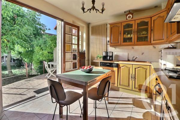 Maison à vendre  6 pièces - 93 m 2   AULNAY SOUS BOIS  - 93