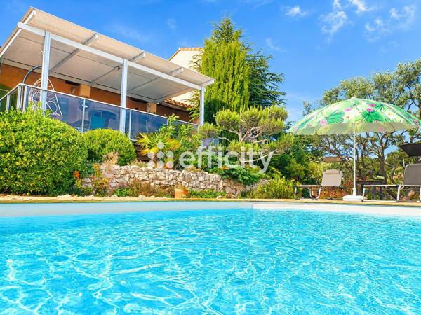 Maison
         4 pièces
        - 136 m² Bien prestige 869 000 € *