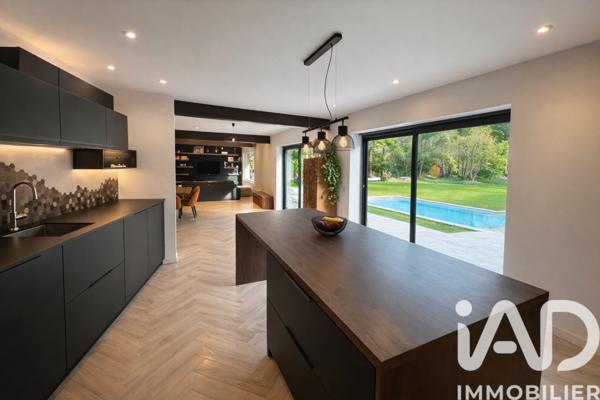 Maison à vendre 10 pièces 289 m² Lamorlaye