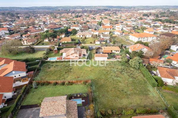Terrain exceptionnel en plein centre-ville de Biscarrosse !