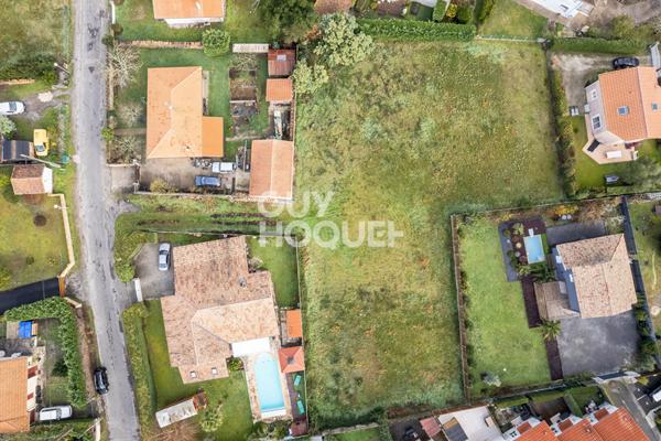 Terrain exceptionnel en plein centre-ville de Biscarrosse !