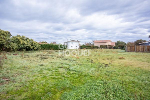 Terrain exceptionnel en plein centre-ville de Biscarrosse !