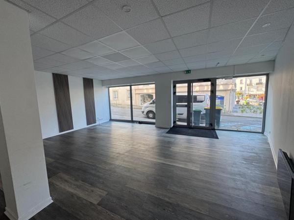 A LOUER : Local commercial dans l'hyper centre d'Hennebont, 40m²
