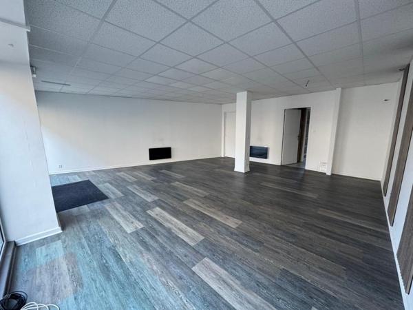A LOUER : Local commercial dans l'hyper centre d'Hennebont, 40m²