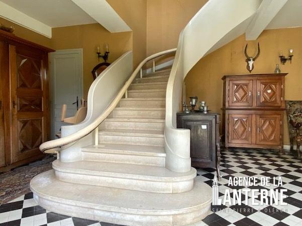 MAISON BOURGEOISE EN PIERRE DE 368 M² SUR UN TERRAIN DE 1150 M² environ