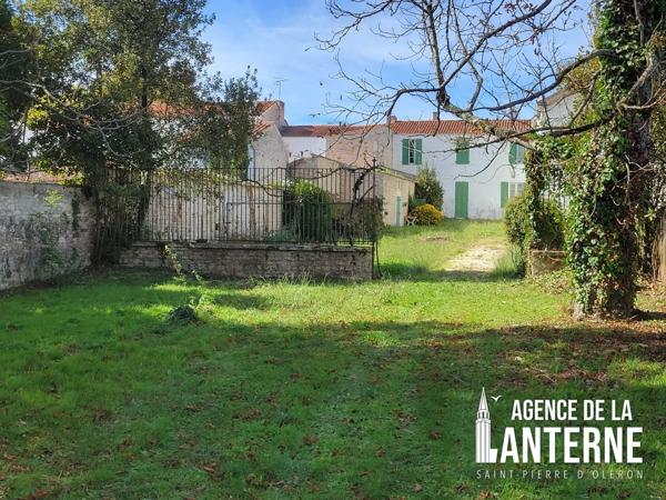 MAISON BOURGEOISE EN PIERRE DE 368 M² SUR UN TERRAIN DE 1150 M² environ