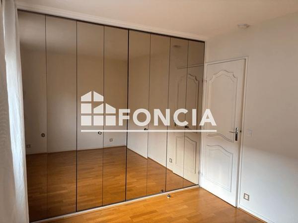 Location Appartement 2 pièces 42.18 m² - 43 RUE GUY MOQUET Paris 75017