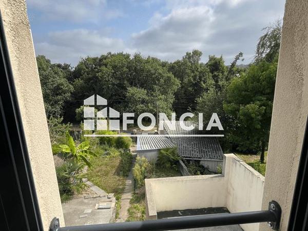 Location Maison 2 pièces 53.78 m² - 98 RUE AR VERET Douarnenez 29100