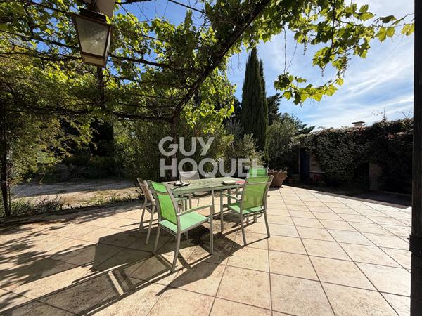 Maison Le Thor 210 m² sur 2246 m² de terrain en campagne