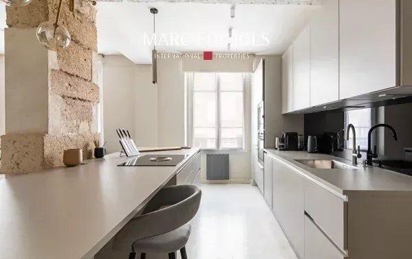 Paris II Montorgeuil Sentier – Logement hotelier 100m² avec commercialité 365j/an
