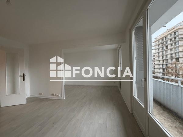 Location Appartement 3 pièces 63.51 m² - 15 RUE BARRAL DE MONTFERRAT Grenoble 38100