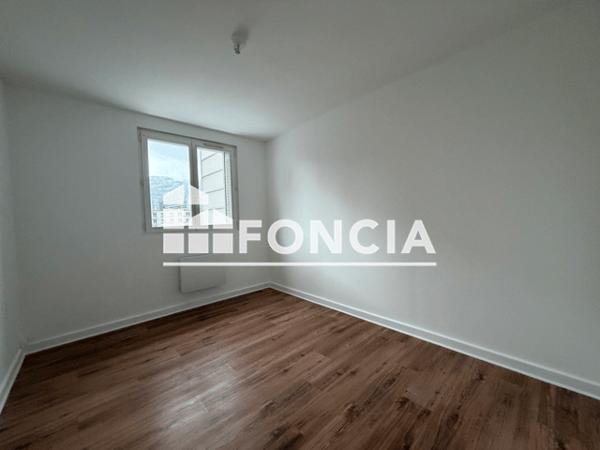 Location Appartement 3 pièces 63.51 m² - 15 RUE BARRAL DE MONTFERRAT Grenoble 38100