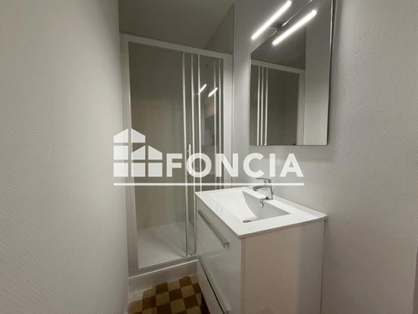 Location Appartement 3 pièces 63.51 m² - 15 RUE BARRAL DE MONTFERRAT Grenoble 38100