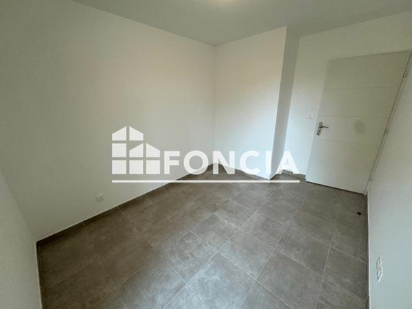 Location Appartement 3 pièces 60.73 m² - 12 RUE NOTRE DAME DE LA ROSE Lambesc 13410