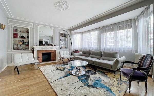Appartement à vendre    6 pièces • 141,18 m2 Bourg-la-Reine