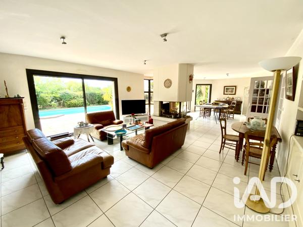 Maison à vendre 8 pièces 231 m² Ancenis-Saint-Géréon