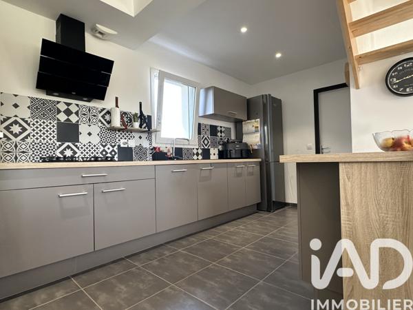 Maison à vendre 5 pièces 102 m² Saint-Glen