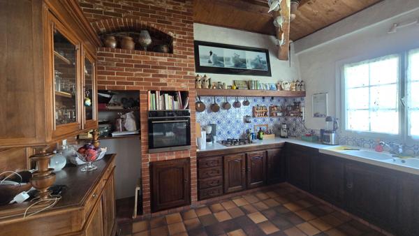 Propriété de charme avec dépendance et piscine_ LA CHAUME