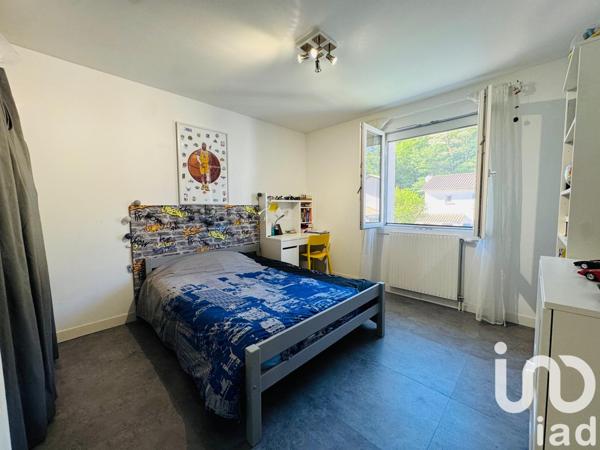 Maison à vendre 7 pièces 165 m² Lissieu