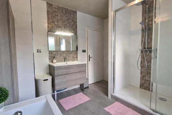 Maison à LE MANS, 72000 - 7 pièces 138m²