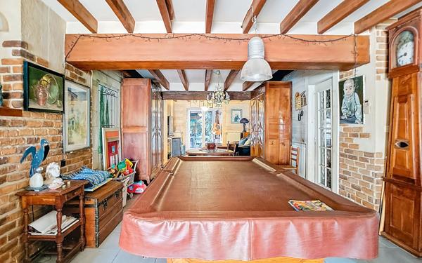 Maison à vendre    5 pièces • 157 m2 Cantenay-Épinard