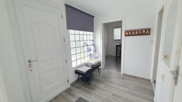 Vente maison de ville Angouleme (16000), 153.00m² avec 6 pièce(s) dont 3 chambre(s). Agence Allard Brimeaud