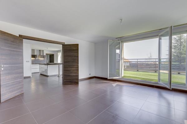 Appartement 5 pièces - 225 m²