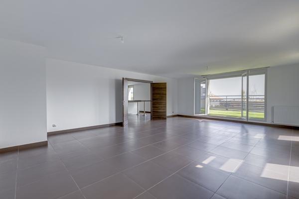Appartement 5 pièces - 225 m²