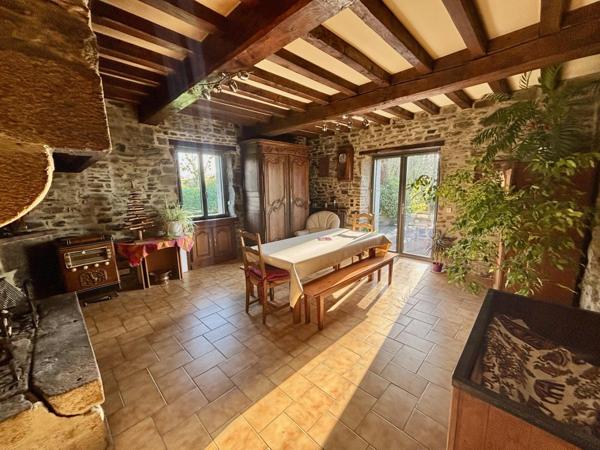 Maison à VERNIX, 50370 - 6 pièces 165m²