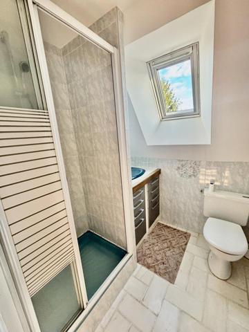 Maison à VERNIX, 50370 - 6 pièces 165m²