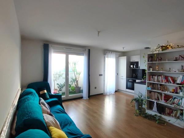 Appartement à vendre 2 pièces ROMAINVILLE (93)