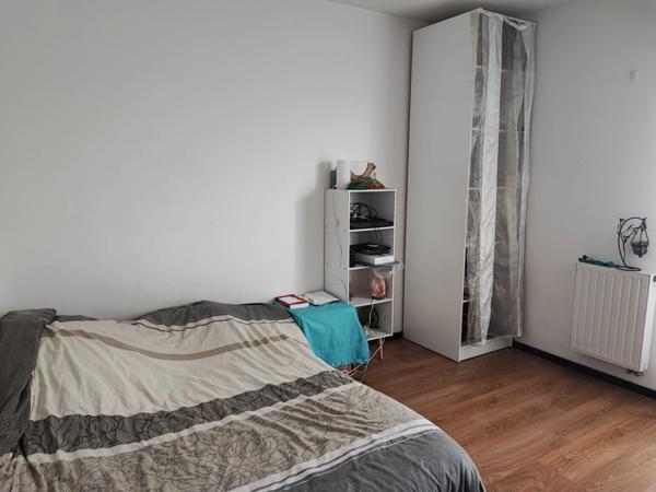 Appartement à vendre 2 pièces ROMAINVILLE (93)
