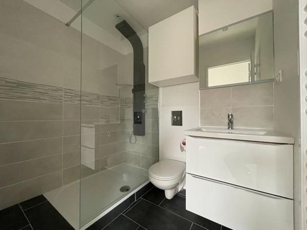 PROCHE GARE DE MELUN - F2 MEUBLÉ en DUPLEX 46 m2 avec box