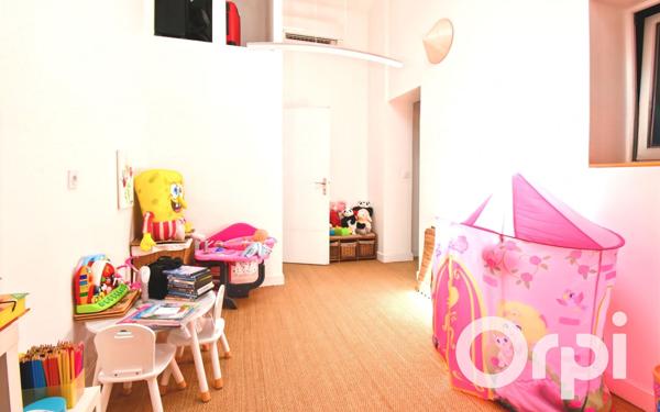 Maison à vendre    6 pièces •  Portes-lès-Valence