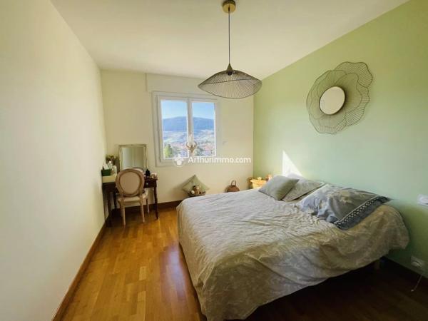 Location Appartement 3 pièces 70 m2 à Millau