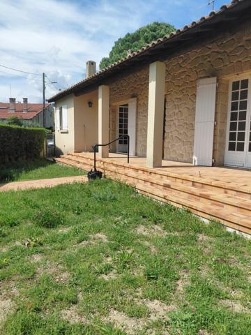 VILLA PLAIN PIED 103 M² HAB + GARAGE SUR 397 M² DE TERRAIN 480 000 €