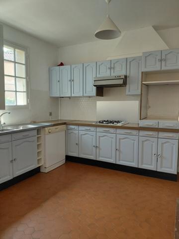 VILLA PLAIN PIED 103 M² HAB + GARAGE SUR 397 M² DE TERRAIN 480 000 €