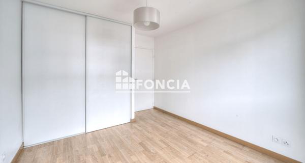 À vendre Appartement 3 pièces 68 m² - Gex 01170