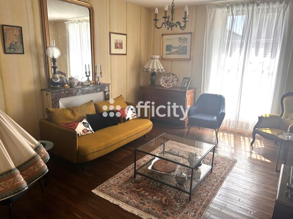 Maison 7 pièces - 201 m²