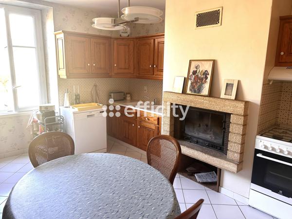 Maison 7 pièces - 201 m²