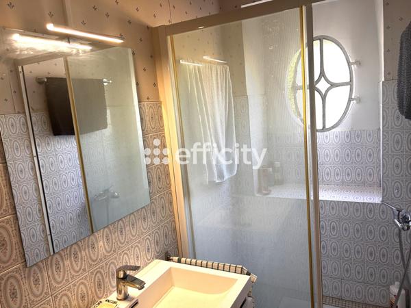 Maison 7 pièces - 201 m²