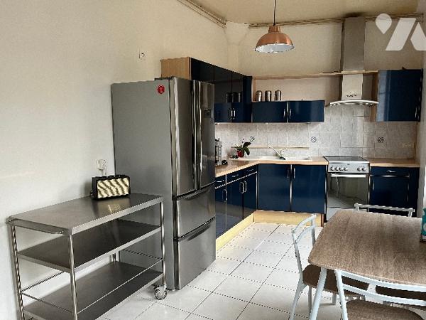 DINAN centre - Appartement rénové de 2 chambres d'environ 113m²