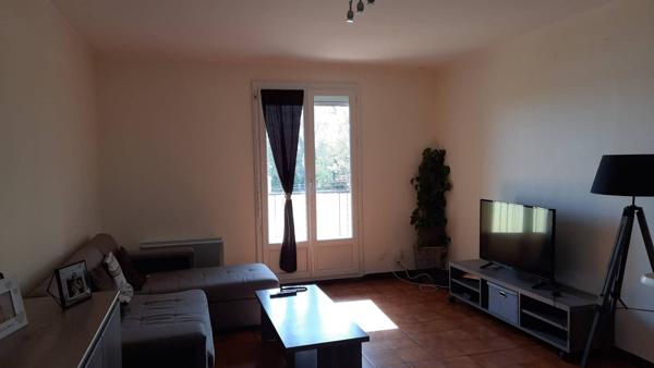 APPARTEMENT T3, avec balcon et garage , Annonay / limite Davézieux
