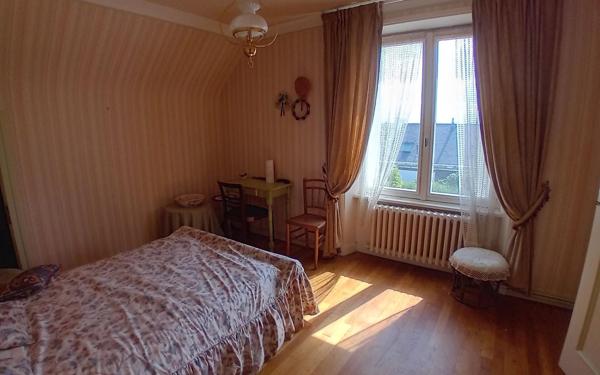 Maison à vendre    5 pièces •  Plougasnou