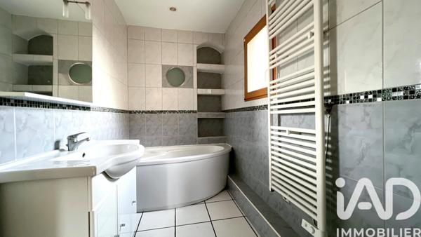 Maison à vendre 6 pièces 142 m² Cébazat